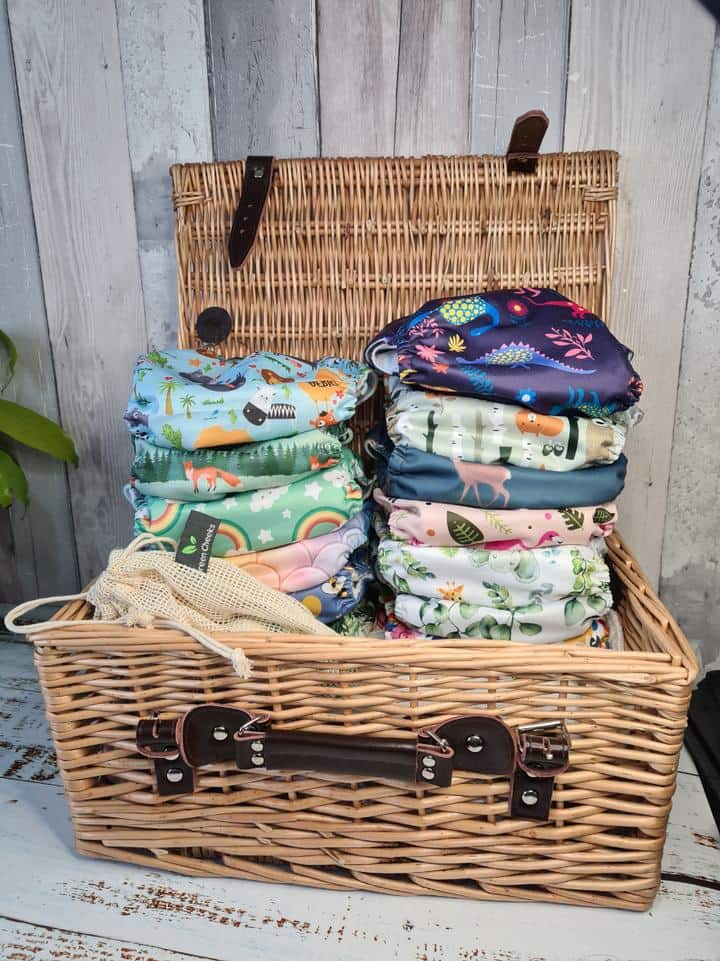 Green Cheeks Bundle In Basket Cloth Nappies
